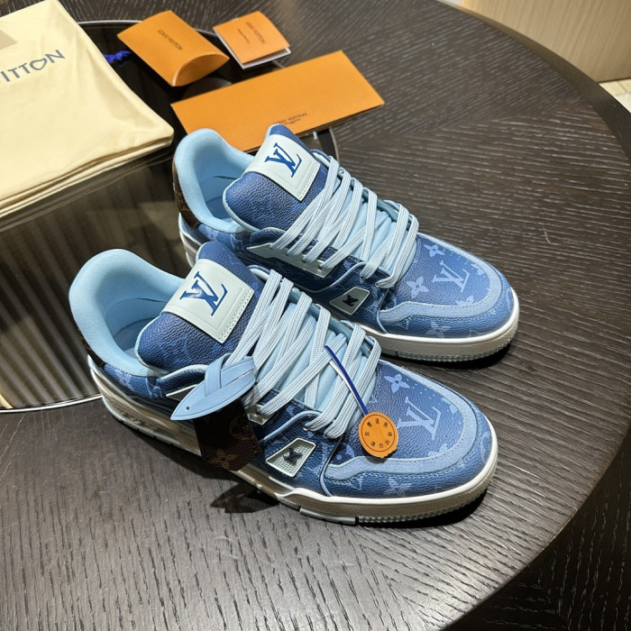 LV snekaers L0000738