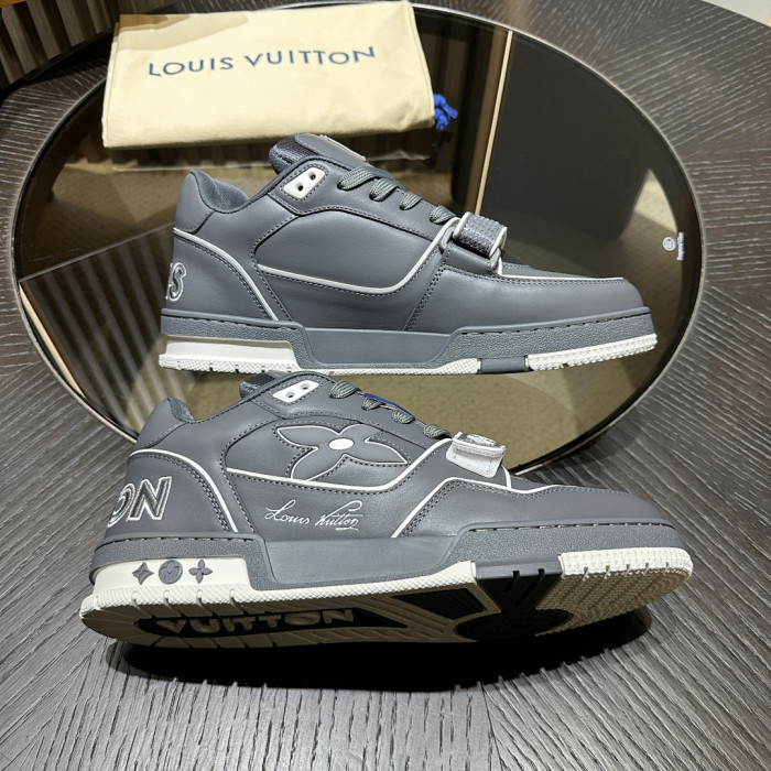 LV snekaers L0000699