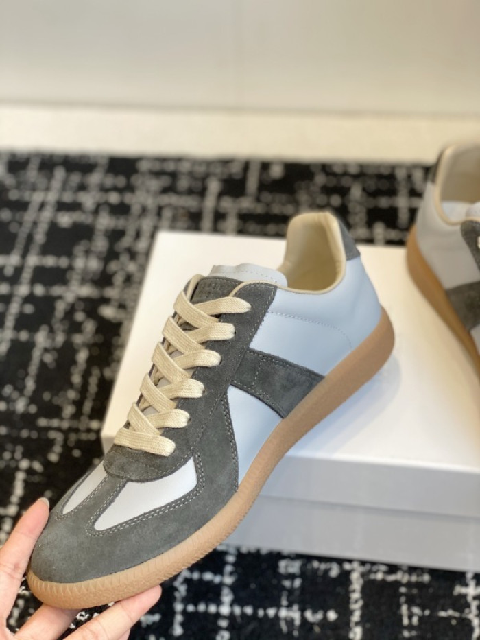 Ma1s0n Marg*e1a CALFSKIN S57WS0339