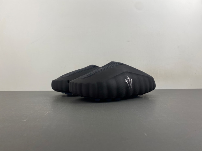 Nike Mind 001 X CH HY5028-002