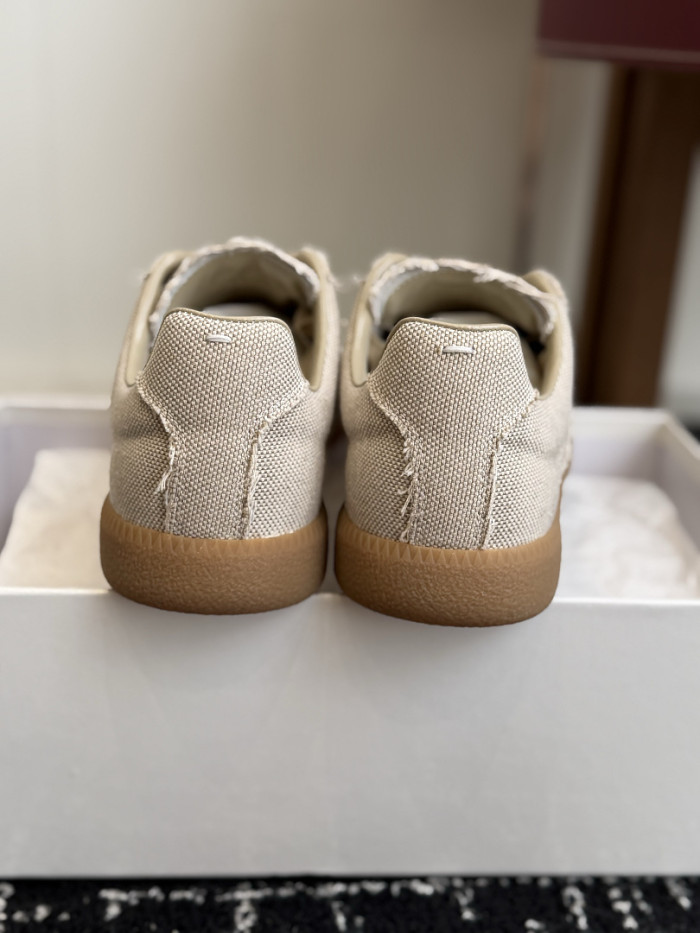 Ma1s0n Marg*e1a CALFSKIN S57WS0442