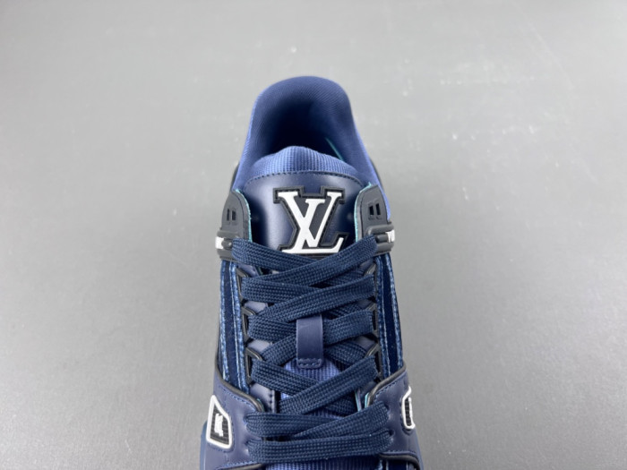 LV snekaers L0000761