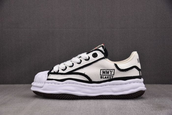 Ma1s0n MIHARA YASUHIRO SNEAKER MMYS84