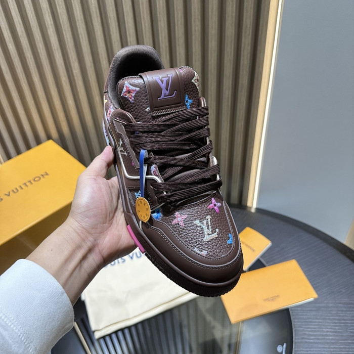 LV snekaers L0000736
