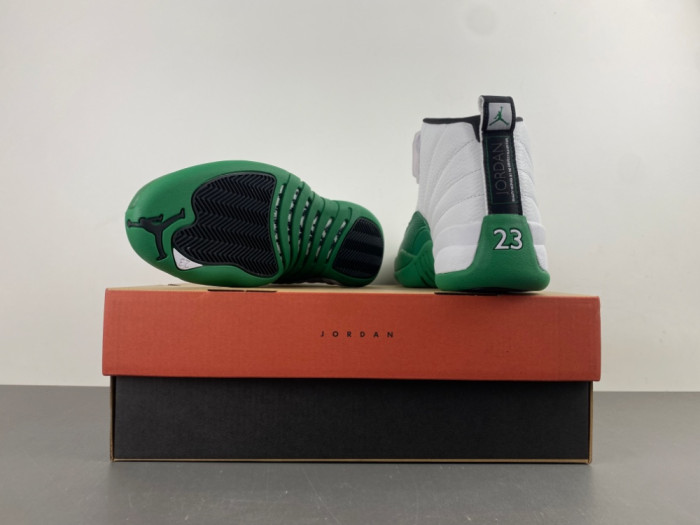 Air Jordan 12 “Bucks” CT8013-103