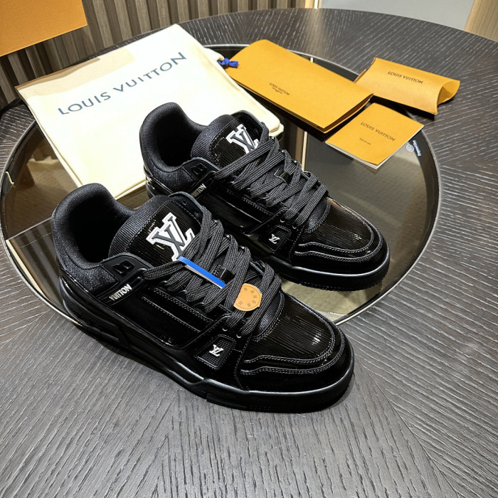 LV snekaers L0000680