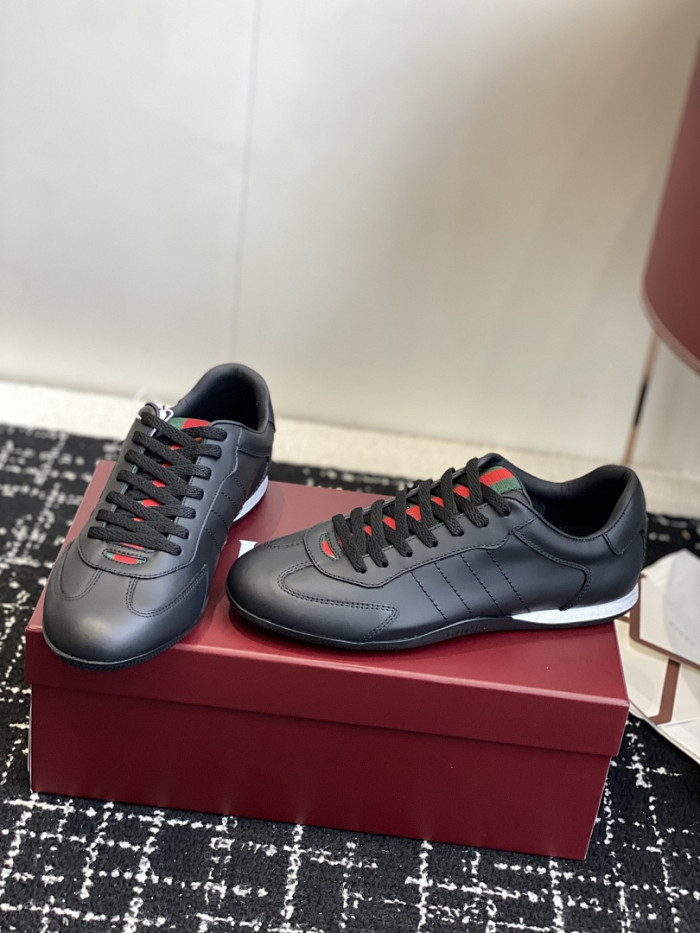 Gv*c* SNEAKER GC198