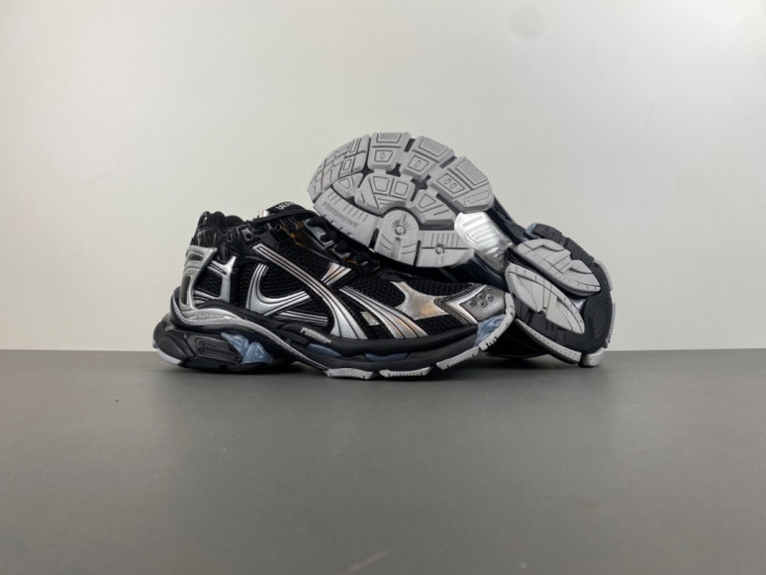 Balenciaga Runner sneaker W3RNY 0322