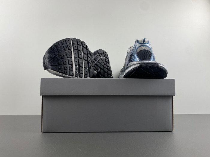 Balenciaga 3XL sneaker W3XL5 9047