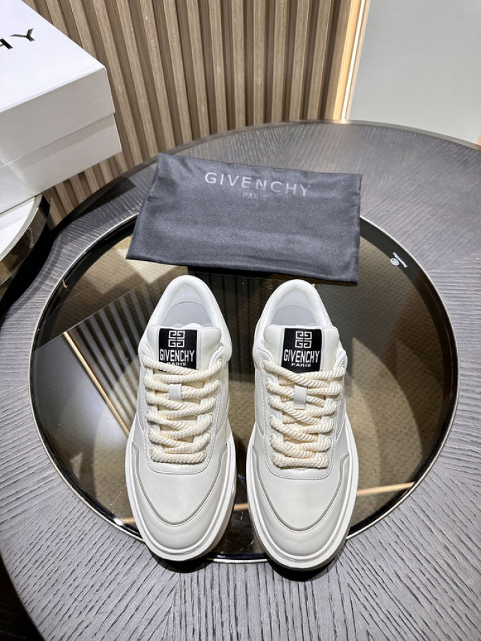 Givenchy Sneakers 660020