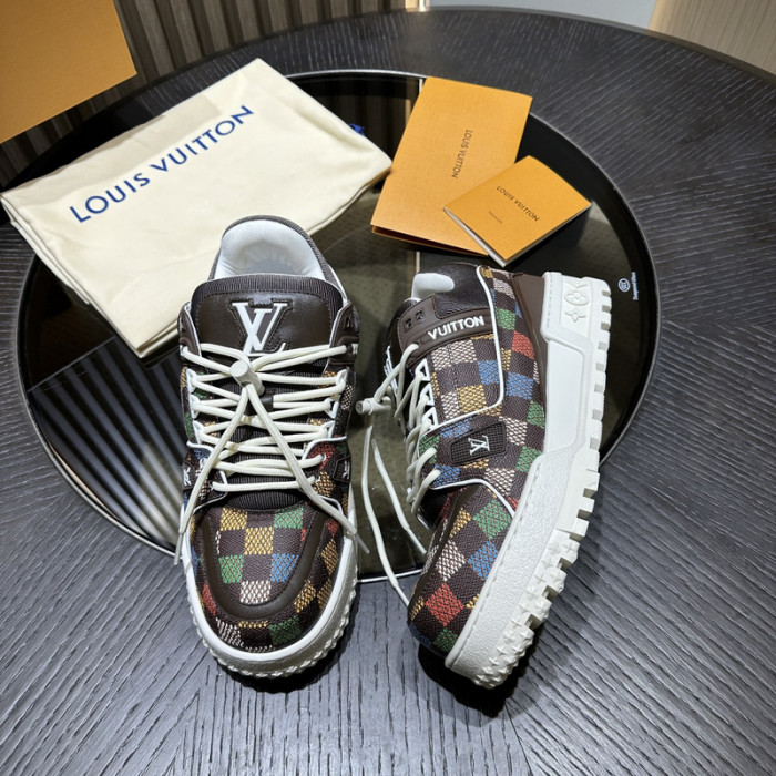 LV snekaers L0000521