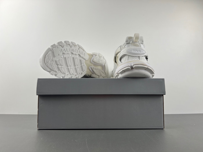Balenciaga track WTRHW. 9010