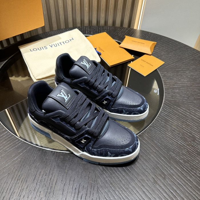 LV snekaers L0000837