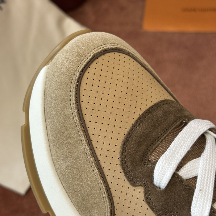 LV snekaers L0000811