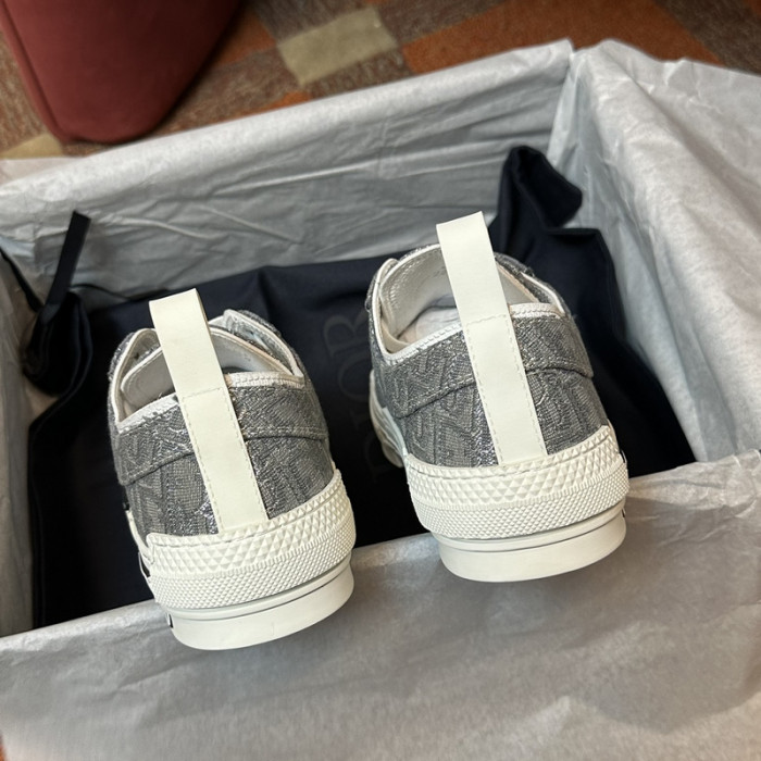 B23 OBLIQUE LOW Top SNEAKERS T00480H107