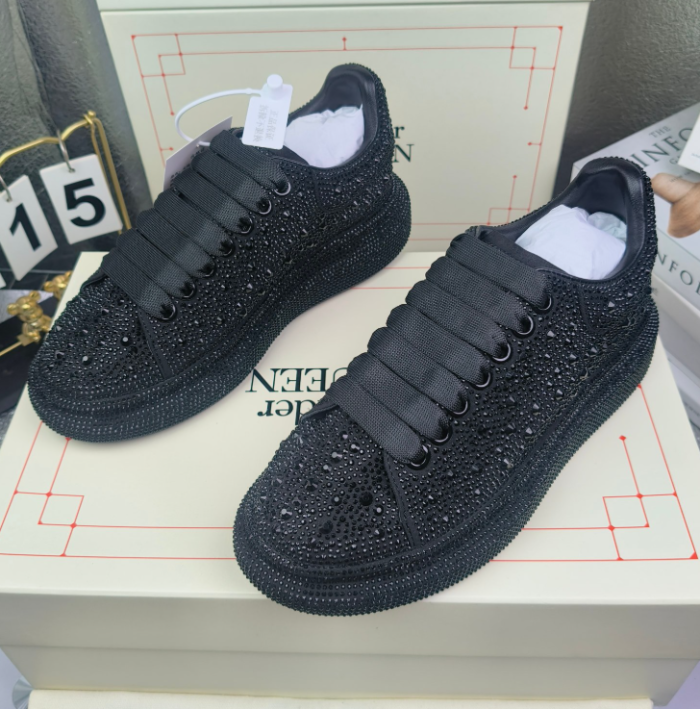 A1exa*der MCQ217