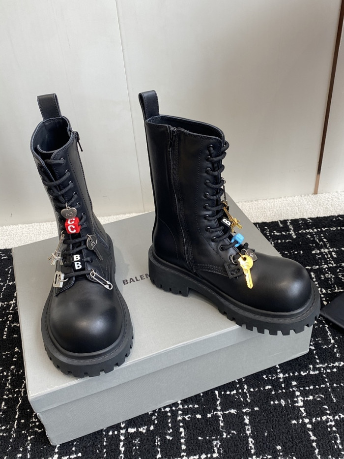 Ba1en*iaga Boots 80000290