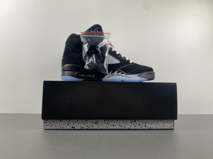 Air Jordan 5 “Black Metallic Reimagined” HF3975-001