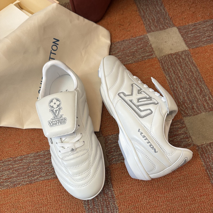 LV snekaers L0000553