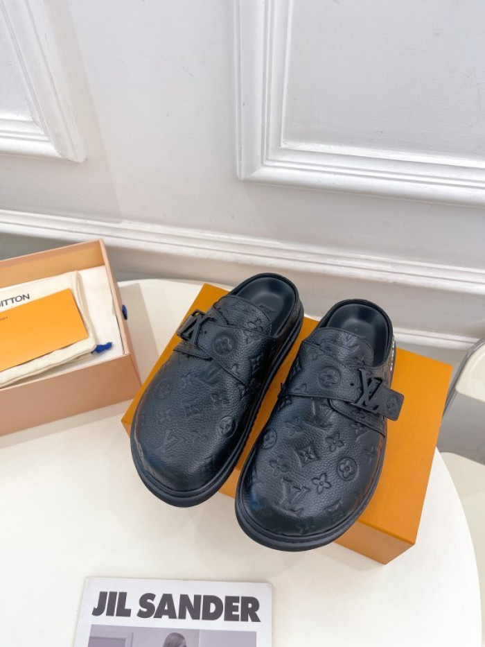 L&V sandal 241