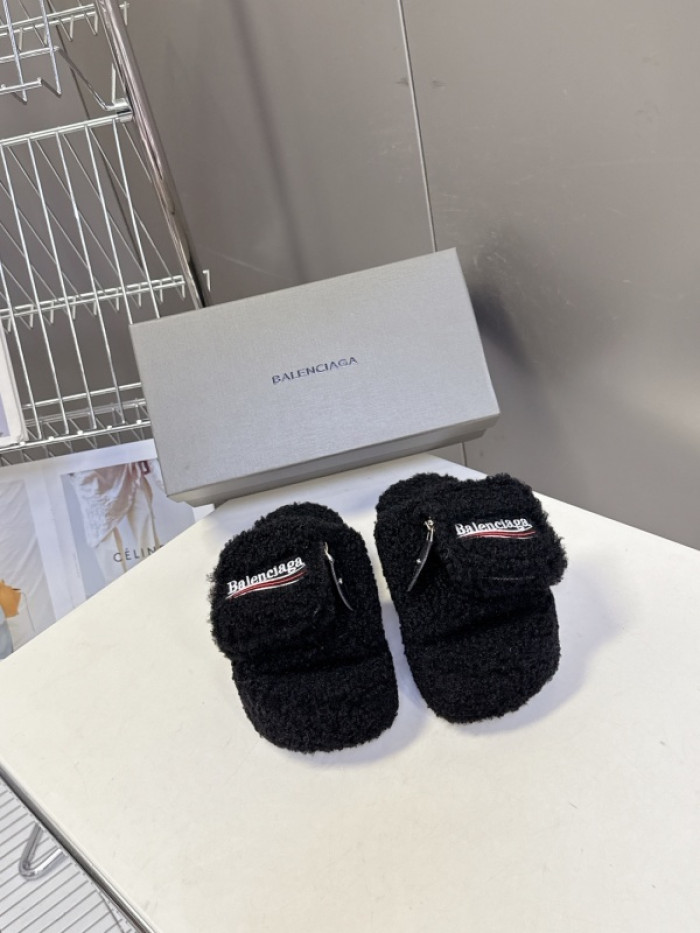 Balenciag* Sandal BS89