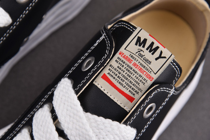 Ma*s*n mihara yasuhiro sneaker mmys56