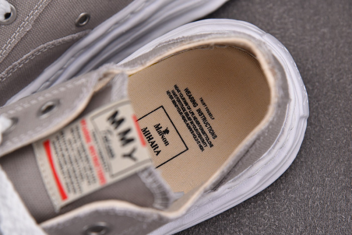 Ma*s*n mihara yasuhiro sneaker mmys61
