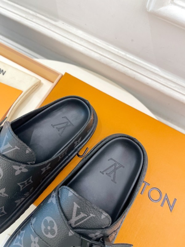 L&V sandal 243
