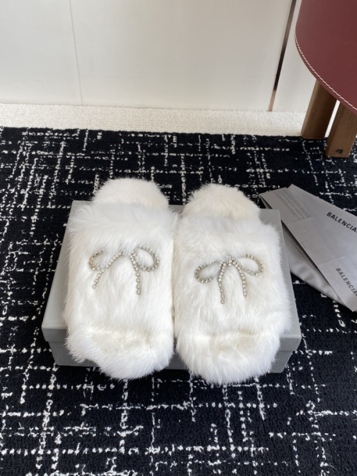 Balenciag* Sandal BS106