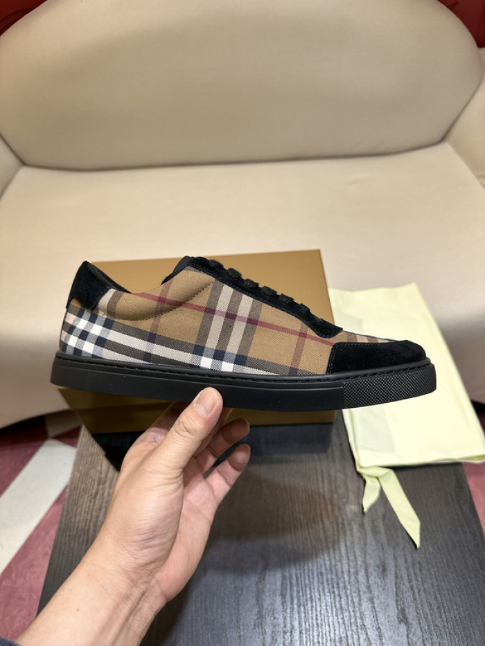 BUR*ERRY SHOES BBY95