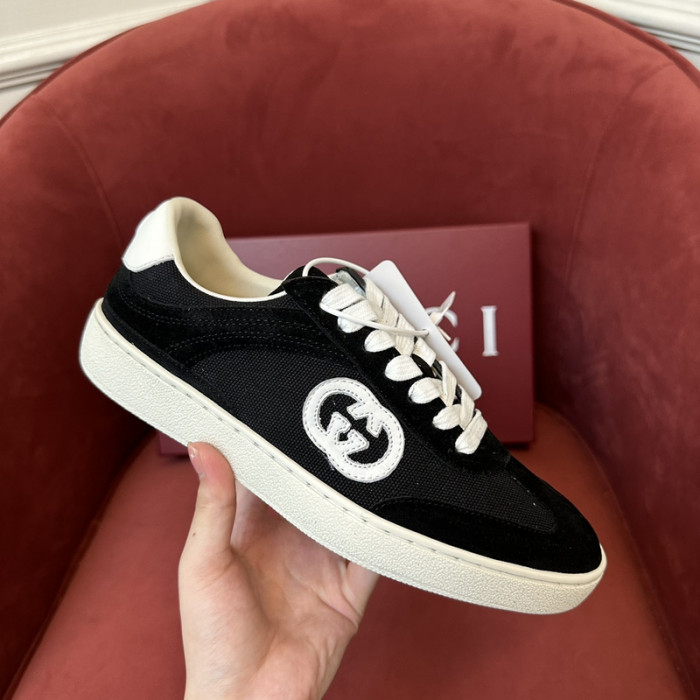 G*u*i* sneaker gc135