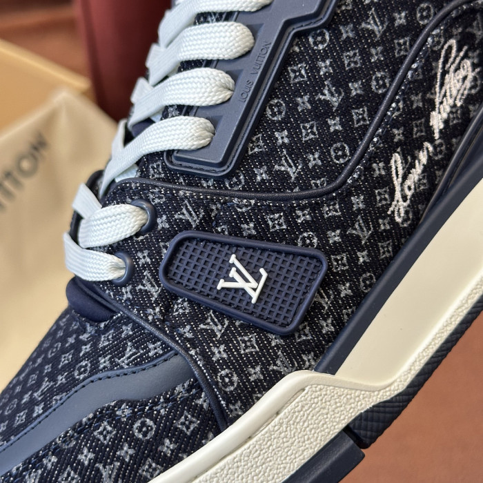 LV snekaers L0000905