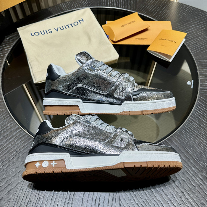LV snekaers L0000706