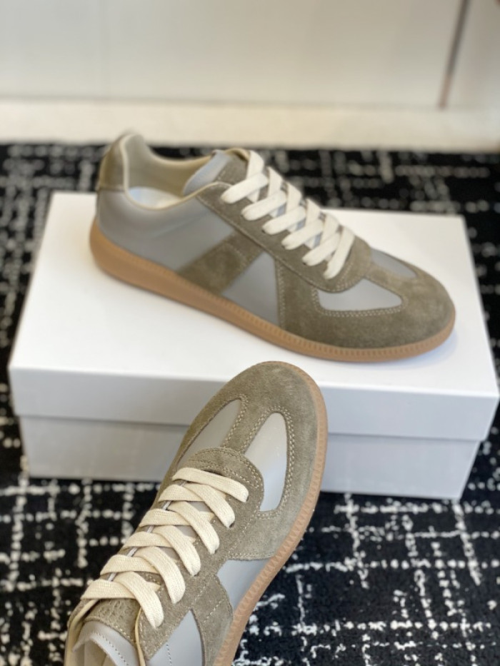 Ma1s0n Marg*e1a CALFSKIN S57WS0342