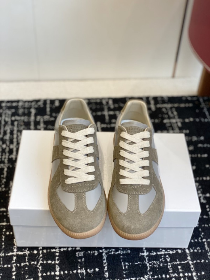 Ma1s0n Marg*e1a CALFSKIN S57WS0342