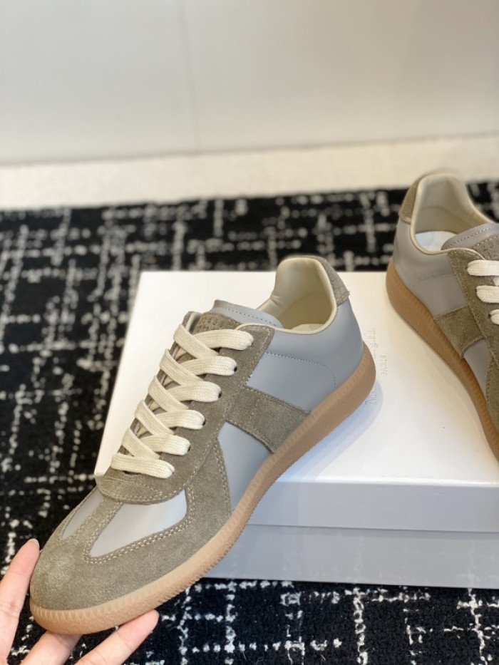 Ma1s0n Marg*e1a CALFSKIN S57WS0342