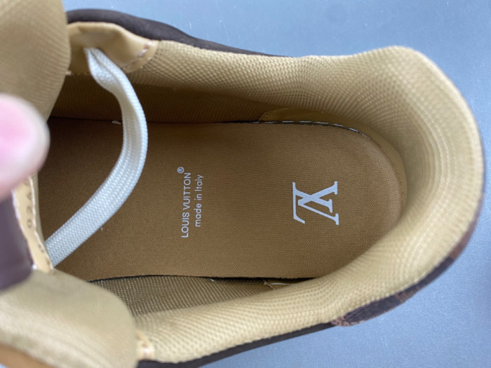 LV snekaers L0000712