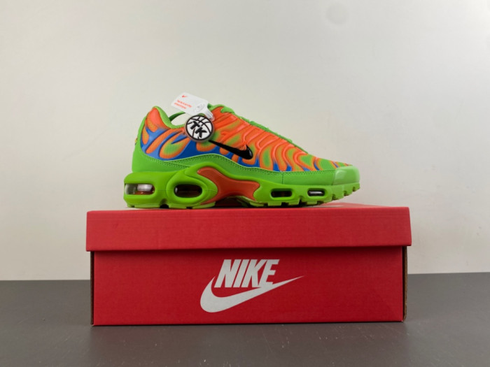 Nike Air Max Plus SP Mean Green DA1472-300
