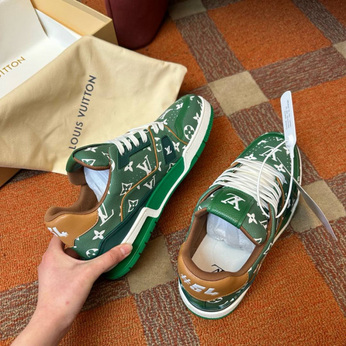 LV snekaers L0000503