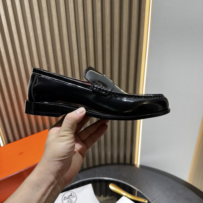 Hermes loafers HM057