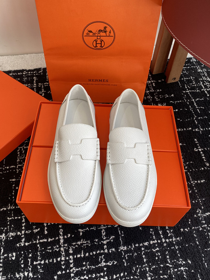 Hermes loafers HM093