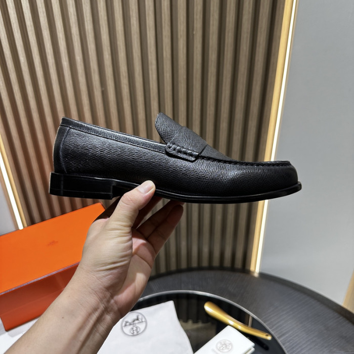 Hermes loafers HM056