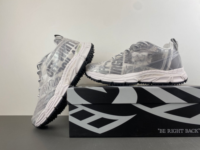 Off-White Be right back OWIA289F51