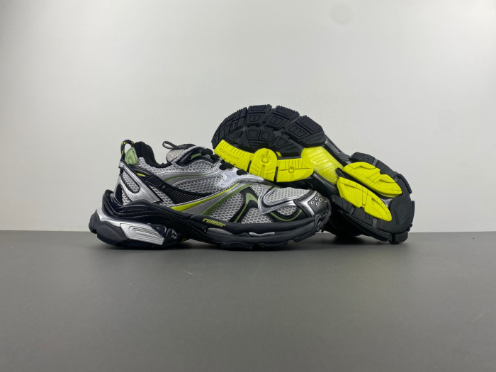 Balenciaga Runner sneaker W3RBXP-2315
