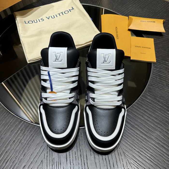 LV snekaers L0000691