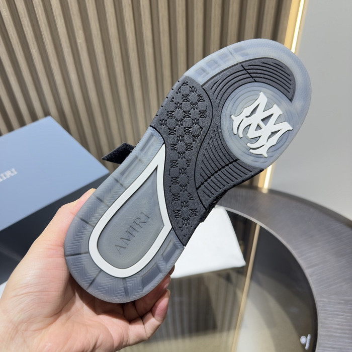 A*iri Sneakers AM243