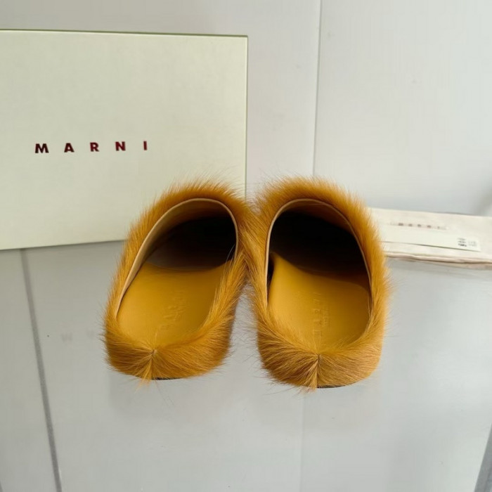 Marni Slides M005