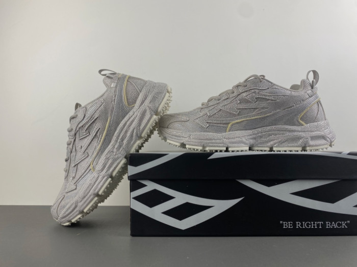 Off-White Be right back OWIA289F42