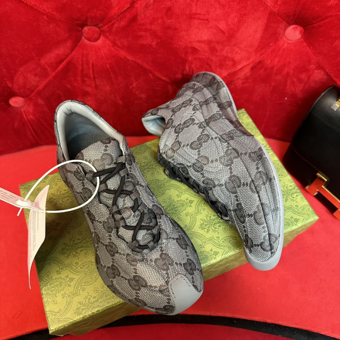 G*u*i* sneaker gc171