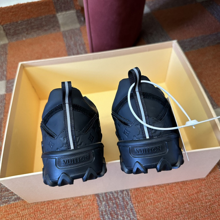 LV snekaers L0000412